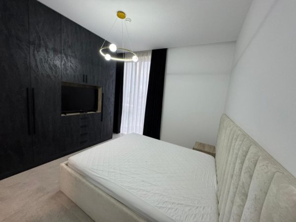 Tirane, jepet me qera apartament 2+1 Kati 2, 100 m² 1.300 € 