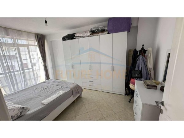 Tirane, shes apartament 2+1+Ballkon Kati 7, 124 m² 140.000 €