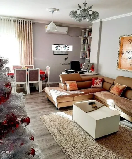 Tirane, shitet apartament 2+1 Kati 3, 80 m² 140.000 € (FRESKU)