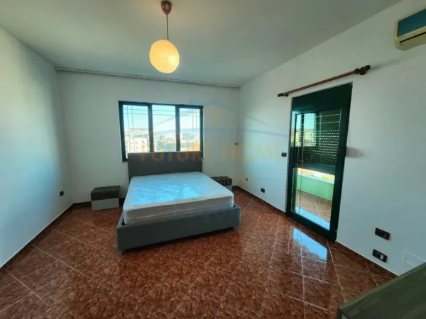 Tirane, jepet me qera apartament 2+1 Kati 1, 239 m² 600 € (Misto Mame)