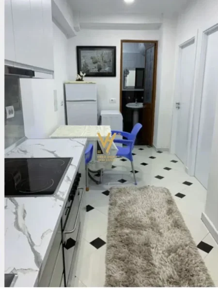 Tirane, jepet me qera apartament 1+1+Ballkon Kati 1, 60 m² 400 € (5 MAJI)