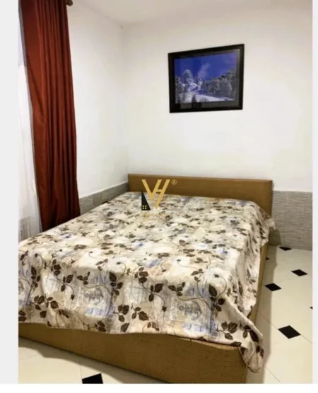 Tirane, jepet me qera apartament 1+1+Ballkon Kati 1, 60 m² 400 € (5 MAJI)