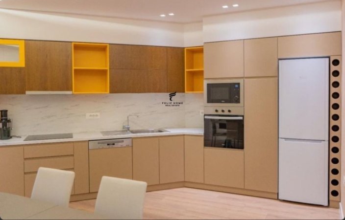 Tirane, jepet me qera apartament 2+1 Kati 2, 126 m² 850 € (KODRA E DIELLIT 2)