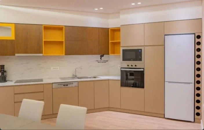 Tirane, jepet me qera apartament 2+1 Kati 2, 126 m² 850 € (KODRA E DIELLIT 2)