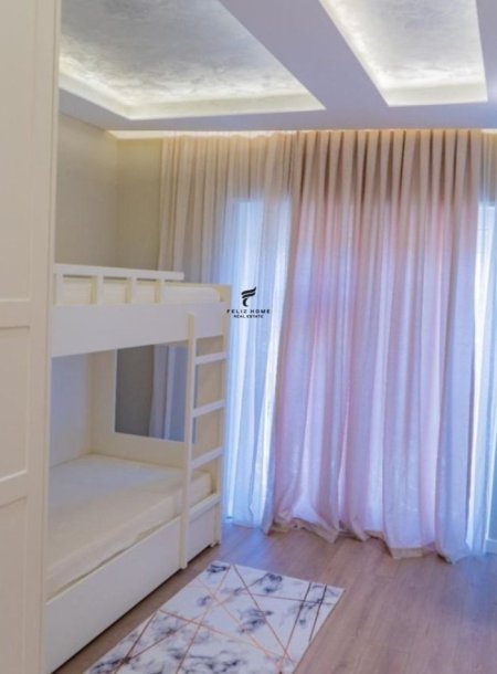 Tirane, jepet me qera apartament 2+1 Kati 2, 126 m² 850 € (KODRA E DIELLIT 2)