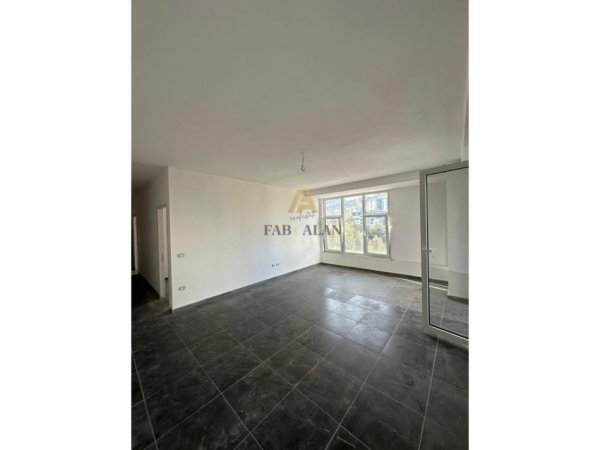 Tirane, shitet apartament 2+1 Kati 3, 93 m² 238.000 € (Liqeni i Thate)