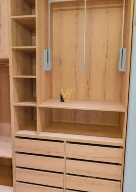 Tirane, jepet me qera apartament 2+1+Ballkon Kati 2, 126 m² 850 € (KODRA E DIELLIT 2)