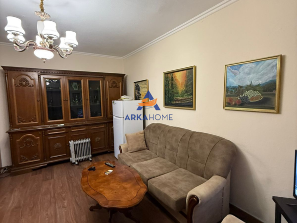 Tirane, shitet apartament 1+1+Ballkon Kati 2, 85 m² 160.000 €