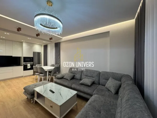 Tirane, jepet me qera apartament 2+1+Ballkon Kati 2, 108 m² 1250 € (Kompleksi FZ , Liqeni i Thatë Tirana, Albania)