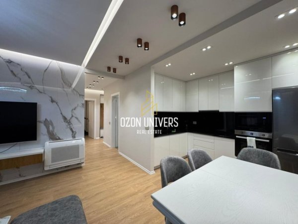 Tirane, jepet me qera apartament 2+1+Ballkon Kati 2, 108 m² 1250 € (Kompleksi FZ , Liqeni i Thatë Tirana, Albania)