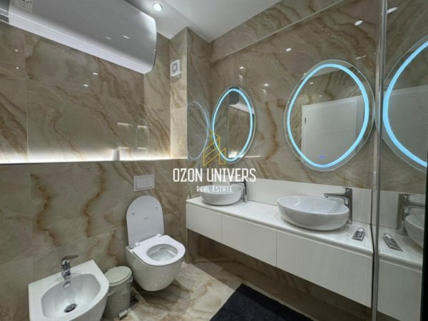 Tirane, jepet me qera apartament 2+1+Ballkon Kati 2, 108 m² 1250 € (Kompleksi FZ , Liqeni i Thatë Tirana, Albania)