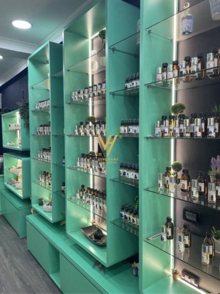 Tirane, shitet biznesi Kati 0, 35 m² 40.000 € (BLLOK)