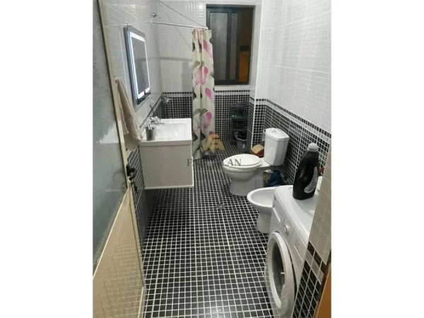 Fier, shitet apartament 2+1 , 108 m² 110.000 € (Fier)