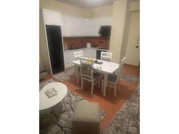 Fier, shitet apartament 2+1 , 108 m² 110.000 € (Fier)