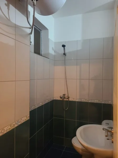Tirane, shitet apartament 2+1 Kati 6, 107 m² 160.000 € (YZBERISHT)