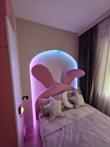 Tirane, shitet apartament 2+1+Ballkon Kati 1, 113 m² 452.000 € (Komuna Parisit)