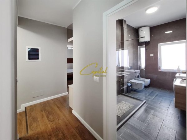 Tirane, jepet me qera apartament 4+1 Kati 2, 210 m² 1.300 € (KOMUNA E PARISIT)