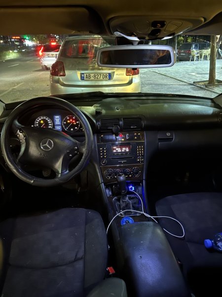 Tirane, shes Nafte, e zeze 3.300€