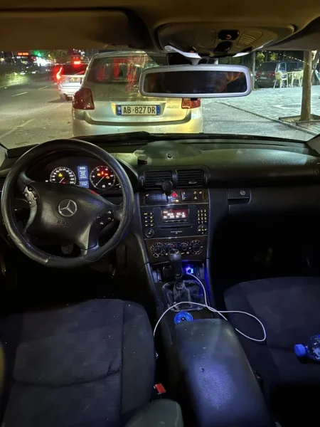 Tirane, shes Nafte, e zeze 3.300€