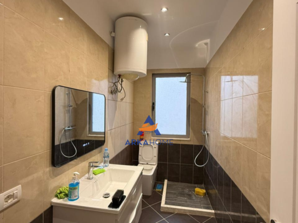 Tirane, shitet apartament 1+1+Ballkon Kati 2, 60 m² 110.000 € 