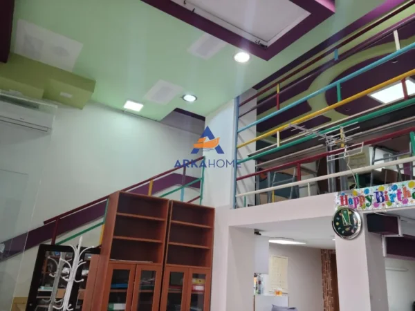 Tirane, jap me qera Kati 0, 80 m² 600 € 