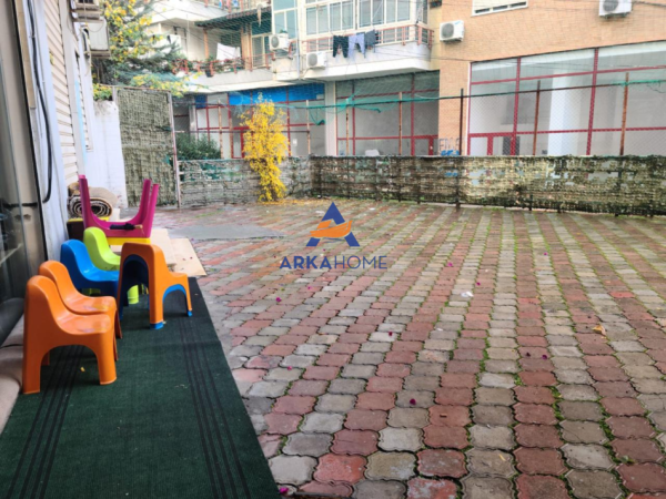 Tirane, jap me qera Kati 0, 80 m² 600 € 