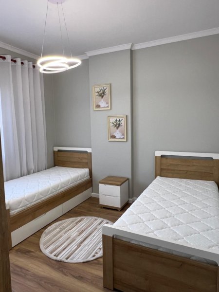 Tirane, shitet apartament 2+1 Kati 3, 90 m² 143.000 € (Yzberisht)