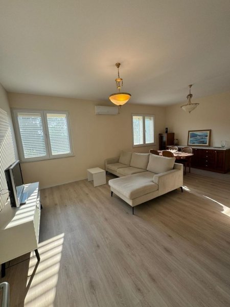 WhatsApp Image 2025-11-24 at 17.34.48_f89528d3.jpg