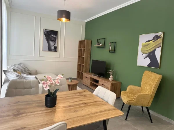 Tirane, jepet me qera apartament 1+1 Kati 2, 75 m² 650 € (Jordan Misja)