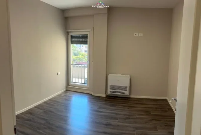 Tirane, shes apartament 2+1 Kati 1, 88 m² 210.000 € (Rruga Panorama)