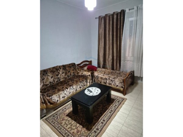 Tirane, jepet me qera apartament 2+1 Kati 2, 72 m² 600 € (Rruga e Durrësit)