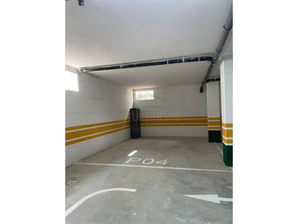 Tirane, jepet me qera apartament duplex Dublex Kati 3, 90 m² 900 € (Rezidenca "Porta e Gjelbër", Pallati i Brigadave)