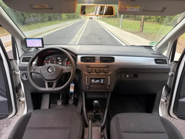 Tirane, shes VW Caddy Life Nafte, e bardhë manuale Kondicioner