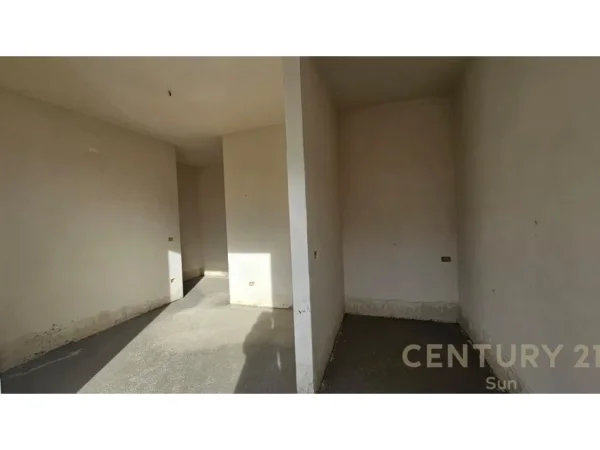 Tirane, shes apartament 1+1 Kati 6, 40 m² 102.000 € (Pazari Ri)