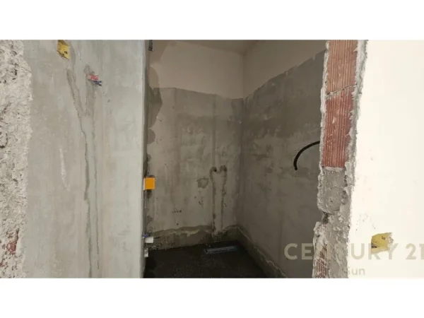 Tirane, shes apartament 1+1 Kati 6, 40 m² 102.000 € (Pazari Ri)