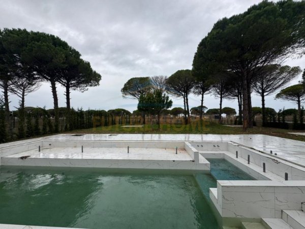 Gjiri Lalezit | Hamallaj, shitet Vile 2 Katshe , 405 m² 25.000.000 € (Gjiri I Lalëzit)