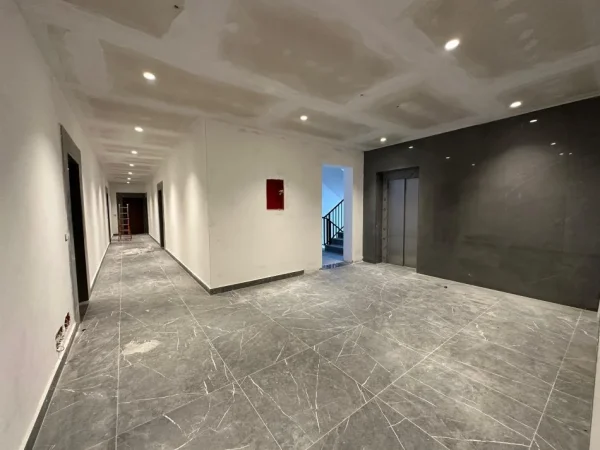 Tirane, shitet apartament 2+1+2+Ballkon , 123 m² 170.000 € (Ish Dogana, Eagle Residence)