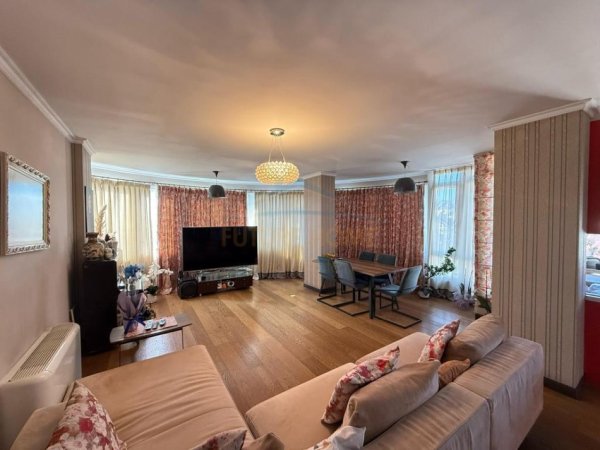 Tirane, shitet apartament Dublex Kati 9, 227 m² 510.000 € (Pallati me Shigjeta)