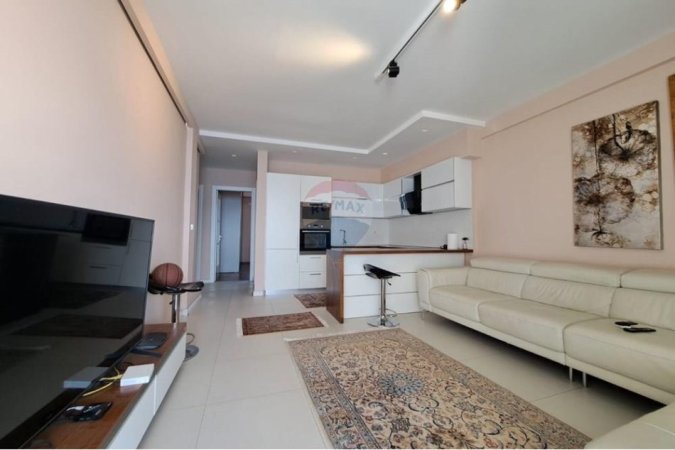 Vlore - Lungomare, shitet 2+1 , 