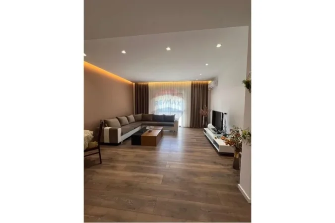 Tirane, shitet apartament 2+1 Kati 2, 136 m² 210.000 € (Rruga Mihal Grameno, Tiranë (ID: 530561001-111)