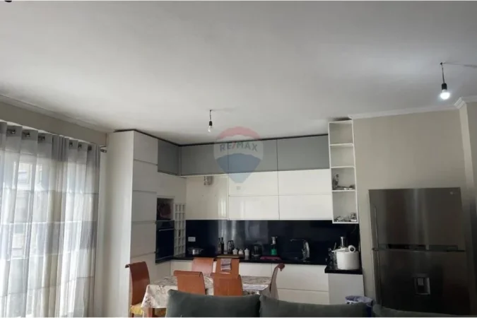 Tirane, shitet apartament 3+1 , 178 m² 247.640 € (Laprakë, Tiranë (ID: 530561003-9)