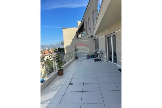 Tirane, shitet apartament 3+1 , 178 m² 247.640 € (Laprakë, Tiranë (ID: 530561003-9)