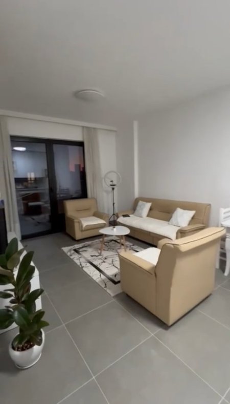 Tirane, jepet me qera apartament 1+1+Ballkon Kati 6, 500 € 