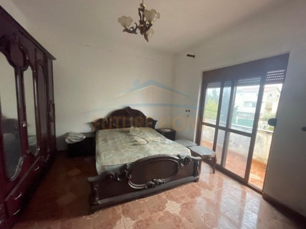 Durres, shitet shtepi 2+1 Kati 2, 355 m² 90.000 € 