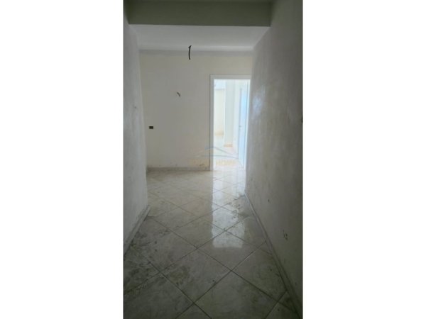 Tirane, shitet apartament 2+1 Kati 11, 138 m² 137.000 € (Bulevardi Blu Kamez)