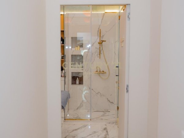 Tirane, shes Biznes – Parukeri &amp; Estetikë Neom127616 200.000 €