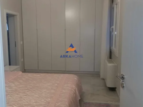 Tirane, jap me qera apartament 2+1 Kati 0, 150 m² 800 € 