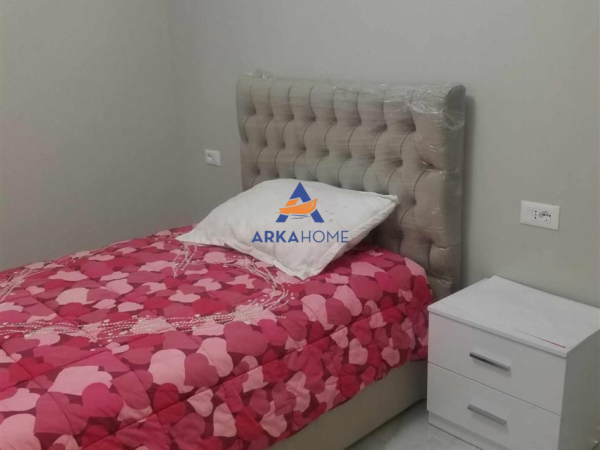 Tirane, jap me qera apartament 2+1 Kati 0, 150 m² 800 € 