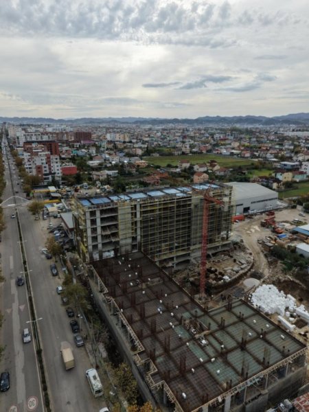 Tirane, shitet apartament 1+1 , 70 m² 49.500 € (KAMEZ)