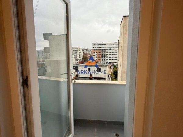 Tirane, shitet apartament 1+1+Ballkon Kati 3, 50 m² 90.000 €